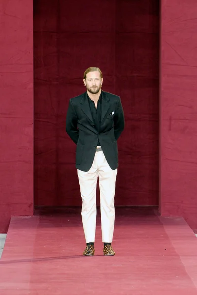 Look 44